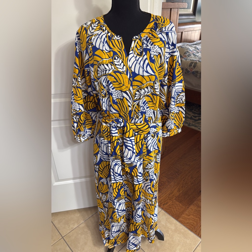 Talbots dress (last season). Size 14. Worn once. no rips tears or stains